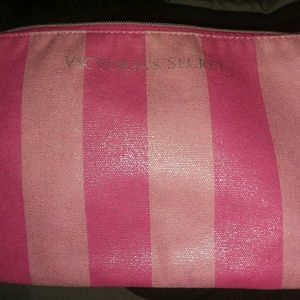 Makeup bag